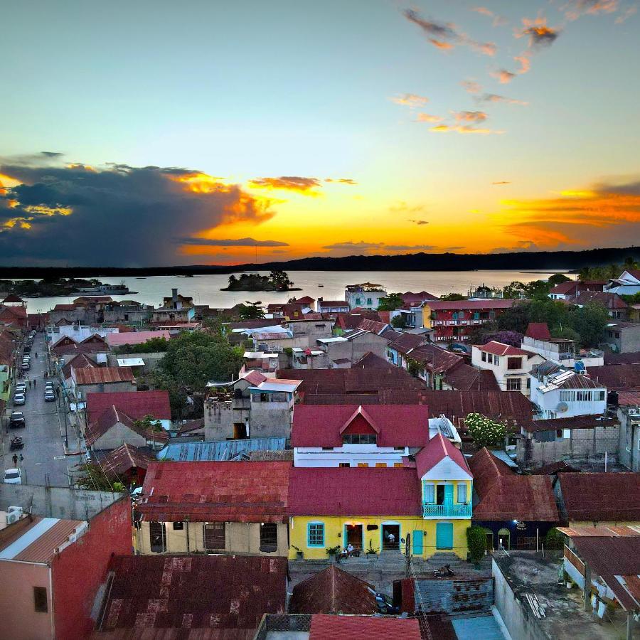 Отель Casa Ramona Флорес Экстерьер фото